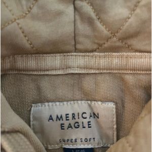 American Eagle Men’s hoodie size L Gold